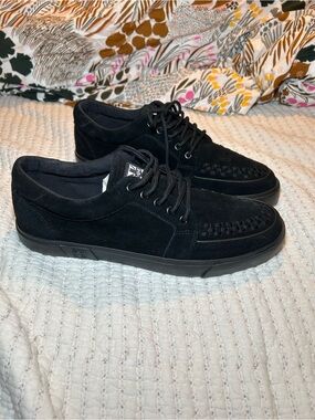 Men's T.U.K. Black Suede Creeper Lace-Up Casual Shoes